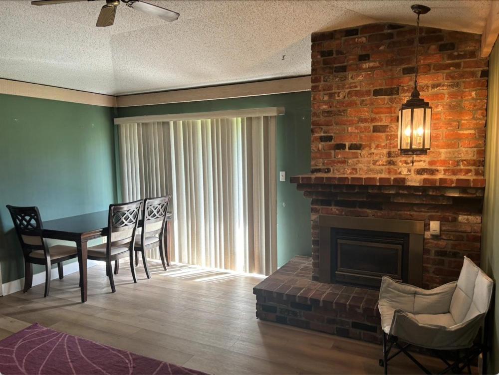 Cozy Retreat On Sandpiper Court - Room H With Share Bathroom Ричмънд Екстериор снимка